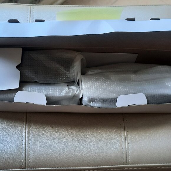 SONY TDG-BT400A 3D Glasses Active SET OF 4 - Picture 5 of 7